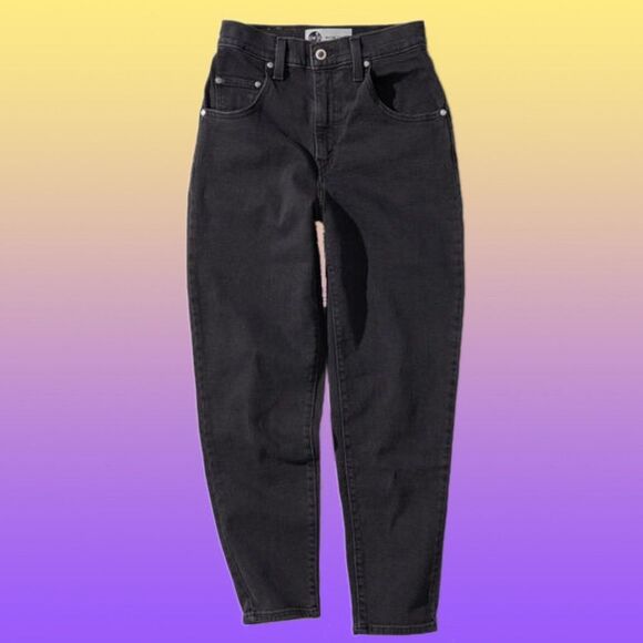 NWT Womens Levi's SilverTab High-Waisted Rise Mom Jeans Black 32 x 27 80s Style - Picture 1 of 12